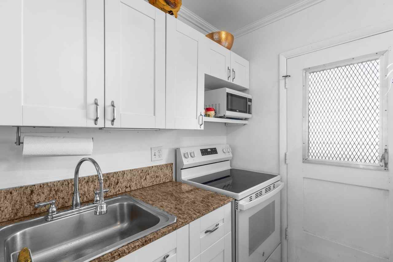 5401 Northwest Boca Raton Boulevard #227 - Photo 6 of 25