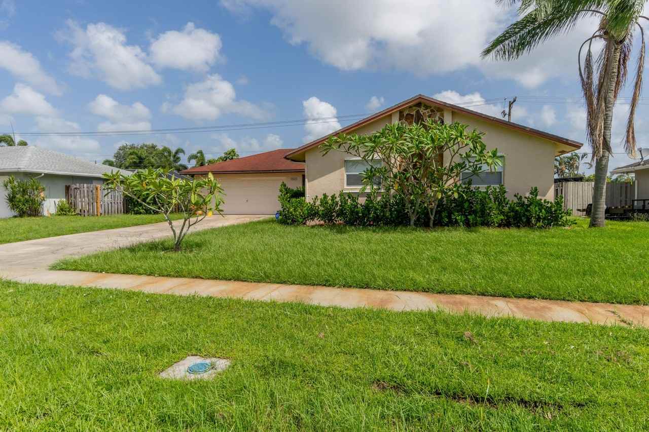 1361 Wyndcliff Drive - Photo 6 of 30