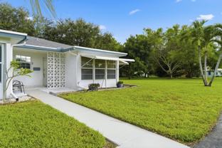 1167 S Drive Cir #D - Photo 1 of 1