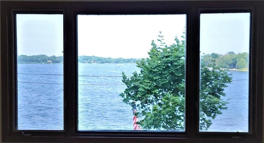 2331 W Medicine Lake Dr - Photo 7 of 33