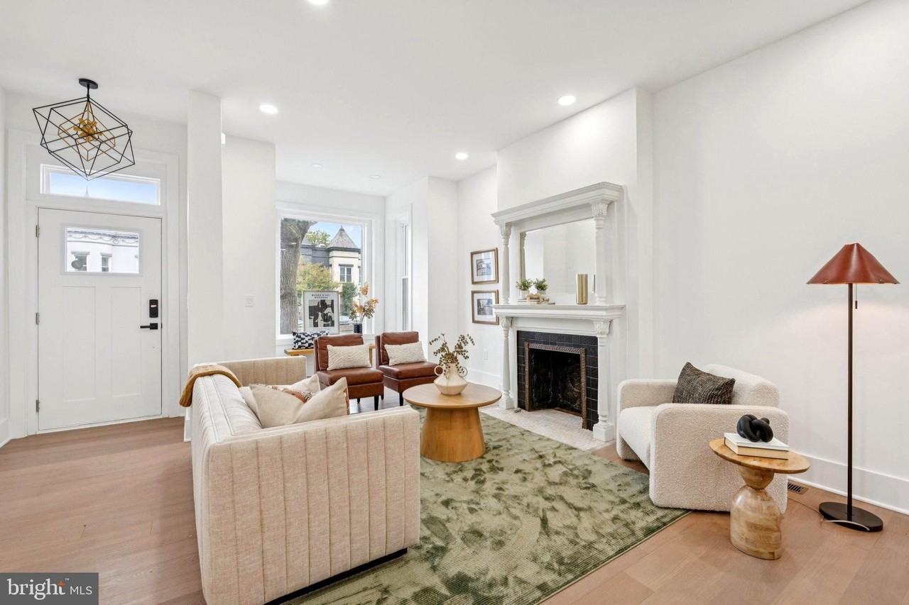 1827 N Capitol St Ne - Photo 5 of 50