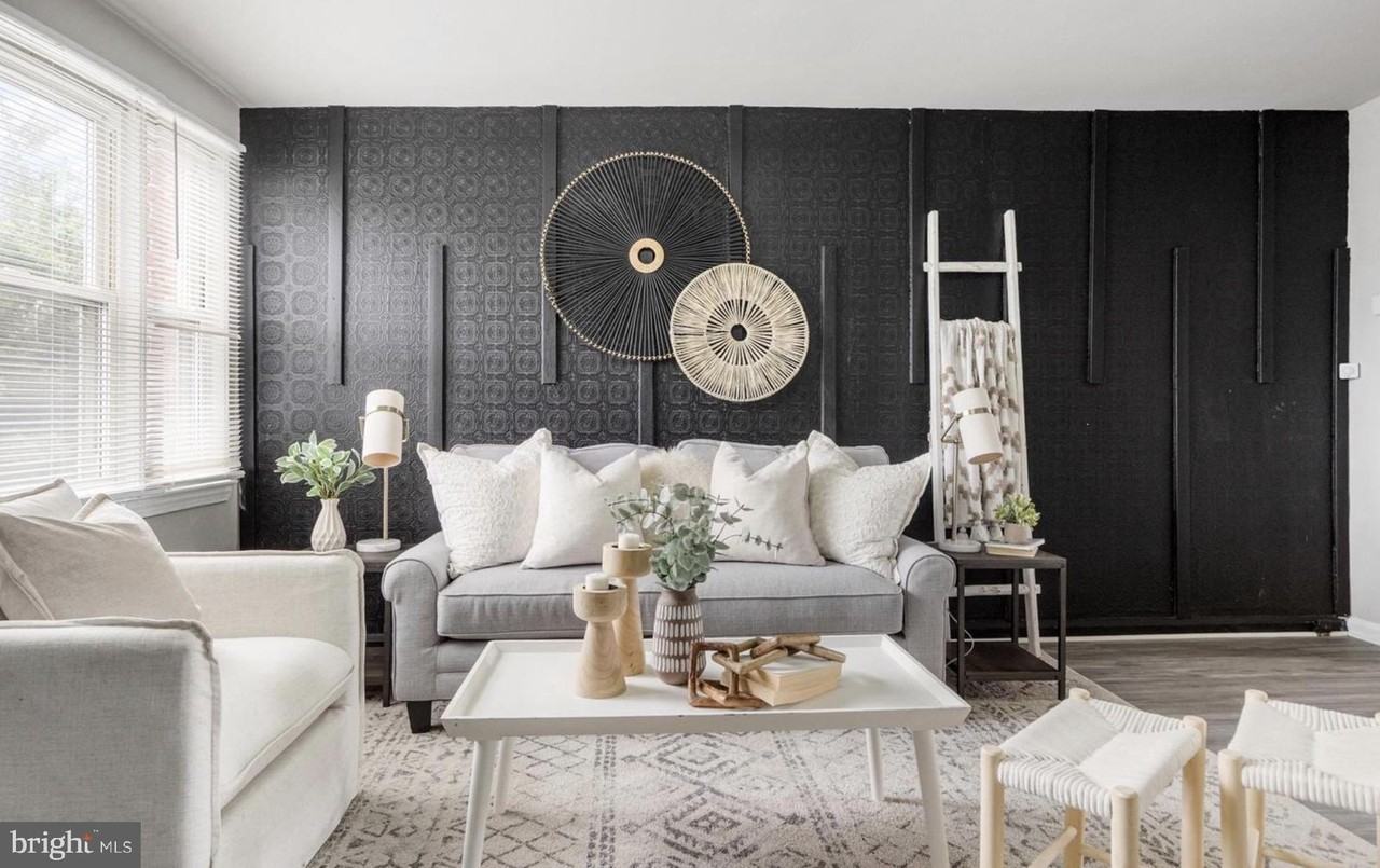 7509 Durwood Rd - Photo 2 of 24