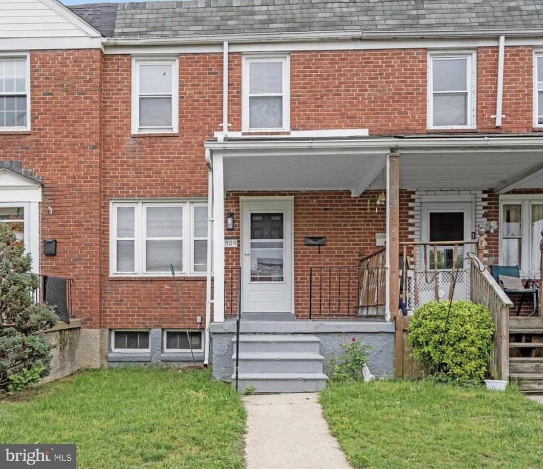 7509 Durwood Rd - Photo 3 of 24