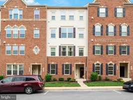 featured image of 5940 Etterbeek St