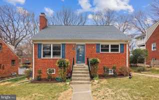 featured image of 4409 Westbrook Ln