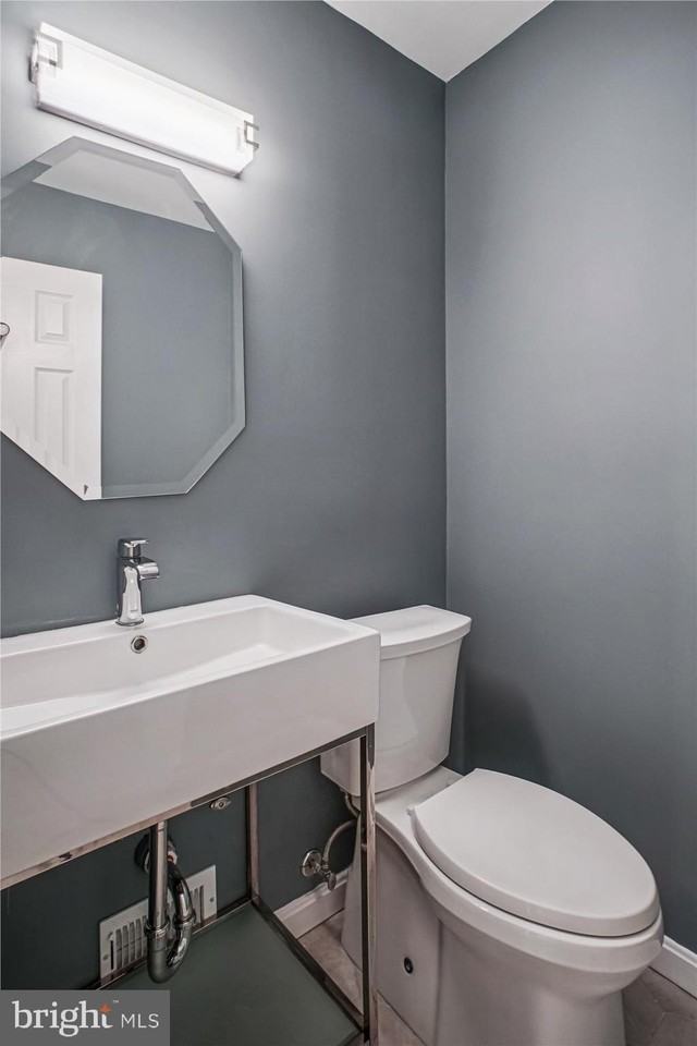 4409 Westbrook Ln - Photo 6 of 22