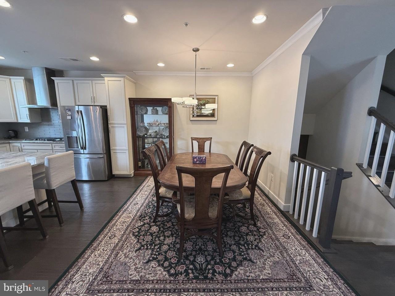 321 Hendrix Ave - Photo 6 of 32