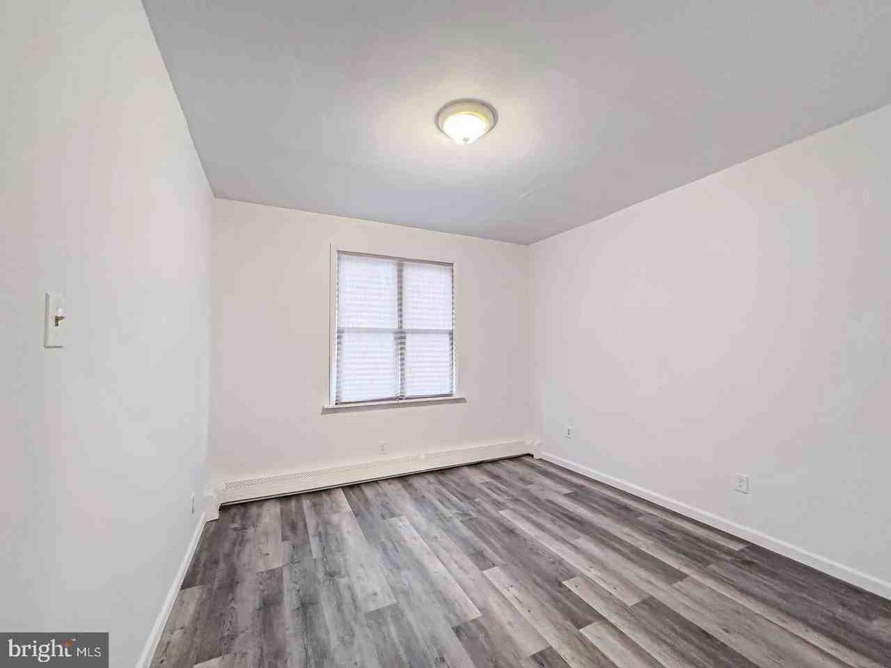 38 Broadway Unit A #A - Photo 7 of 10