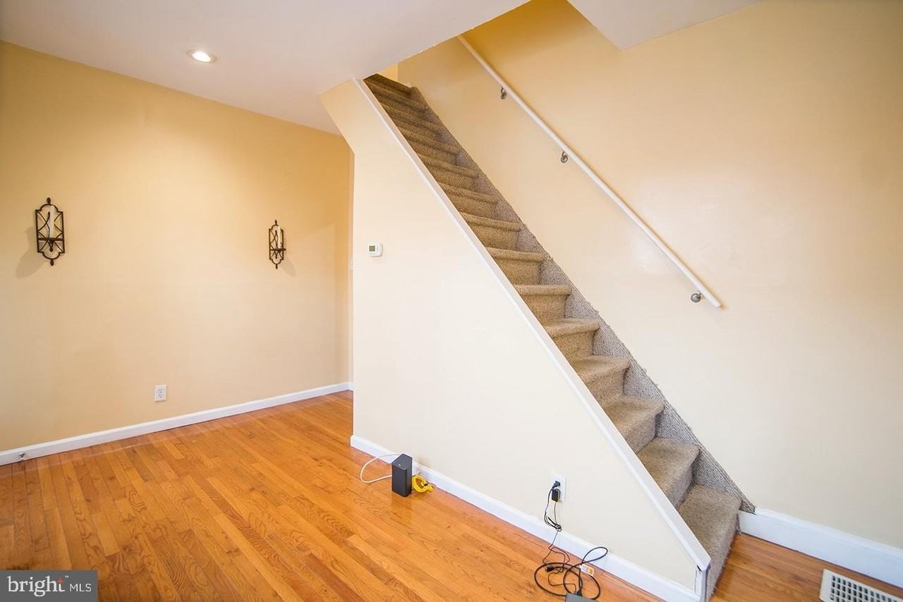 2500 East Oakdale Street - Photo 2 of 10