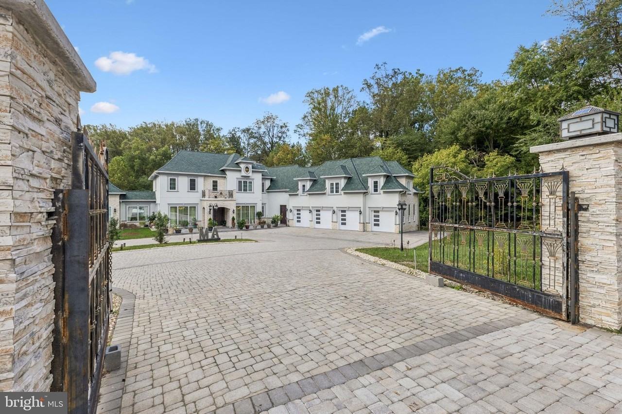 855 Dolley Madison Boulevard - Photo 2 of 50