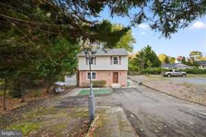 featured image of 1328 Dolley Madison Blvd