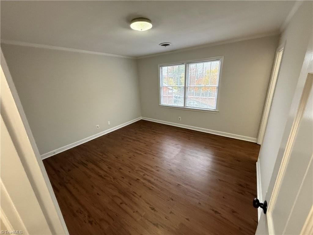 105 Westgate Cir #D - Photo 7 of 11