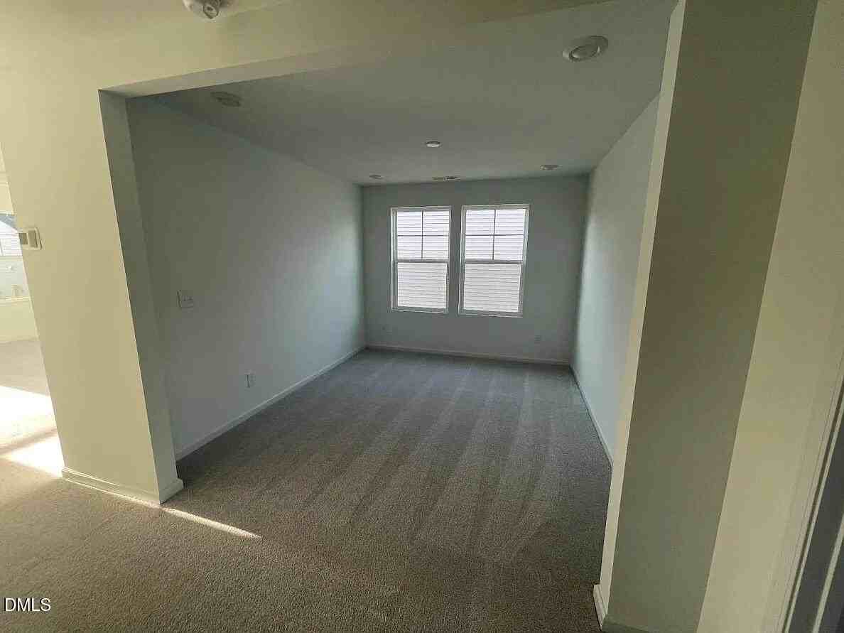 199 N Finley Landing Pkwy - Photo 3 of 12