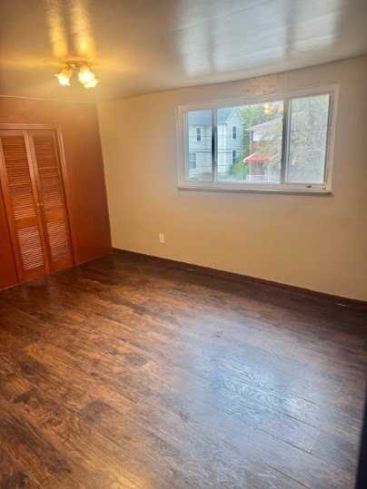 350 Wylie Ave #1 - Photo 5 of 7