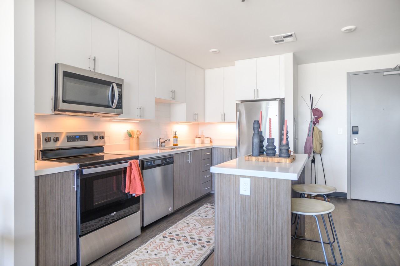 The Carmin - Photo 7 of 50