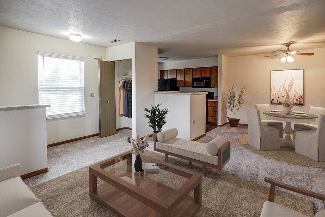 Amberwood Place - Photo 4 of 18