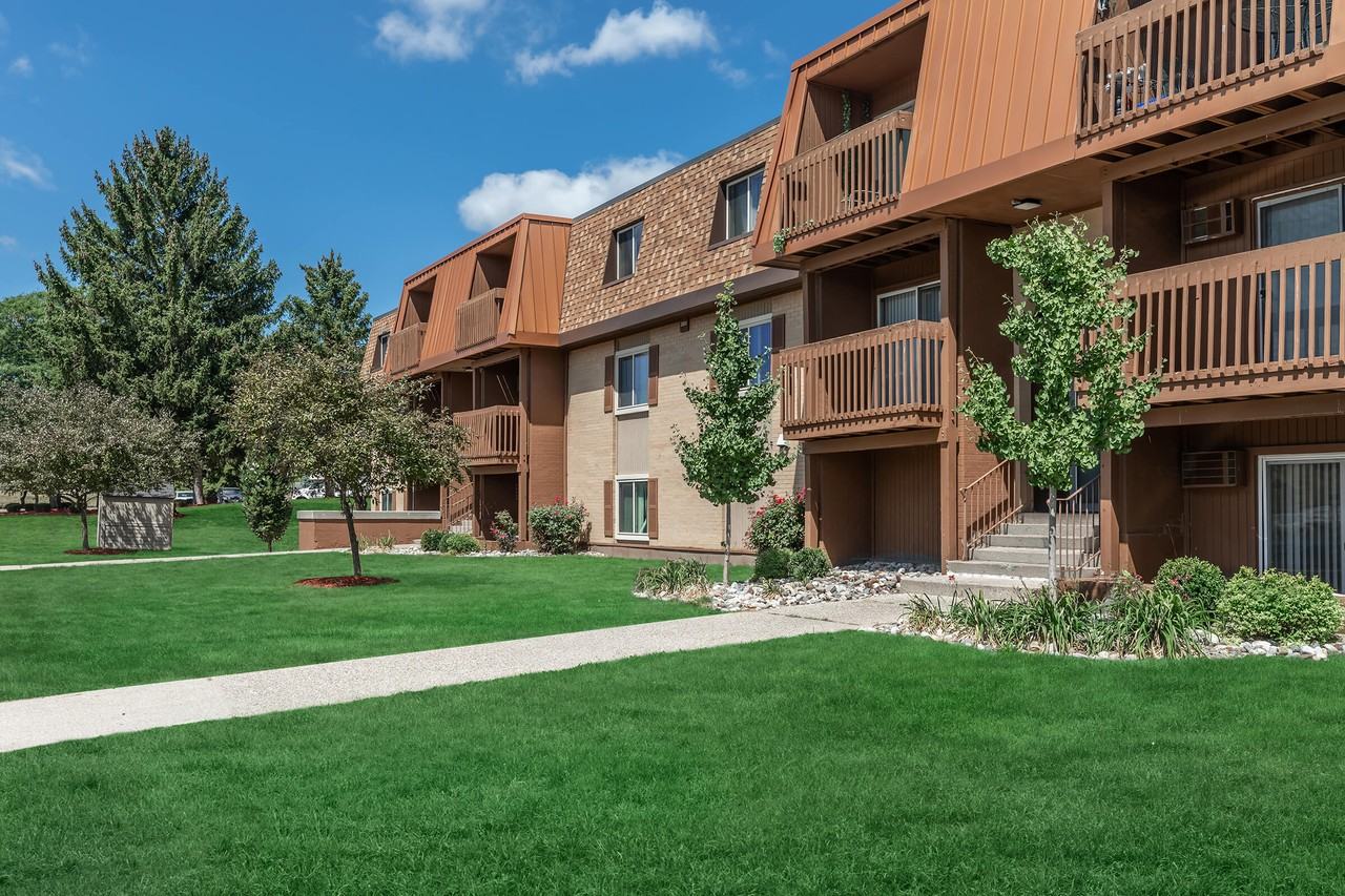 Towne Square Apartments and Townhomes - Photo 6 of 50