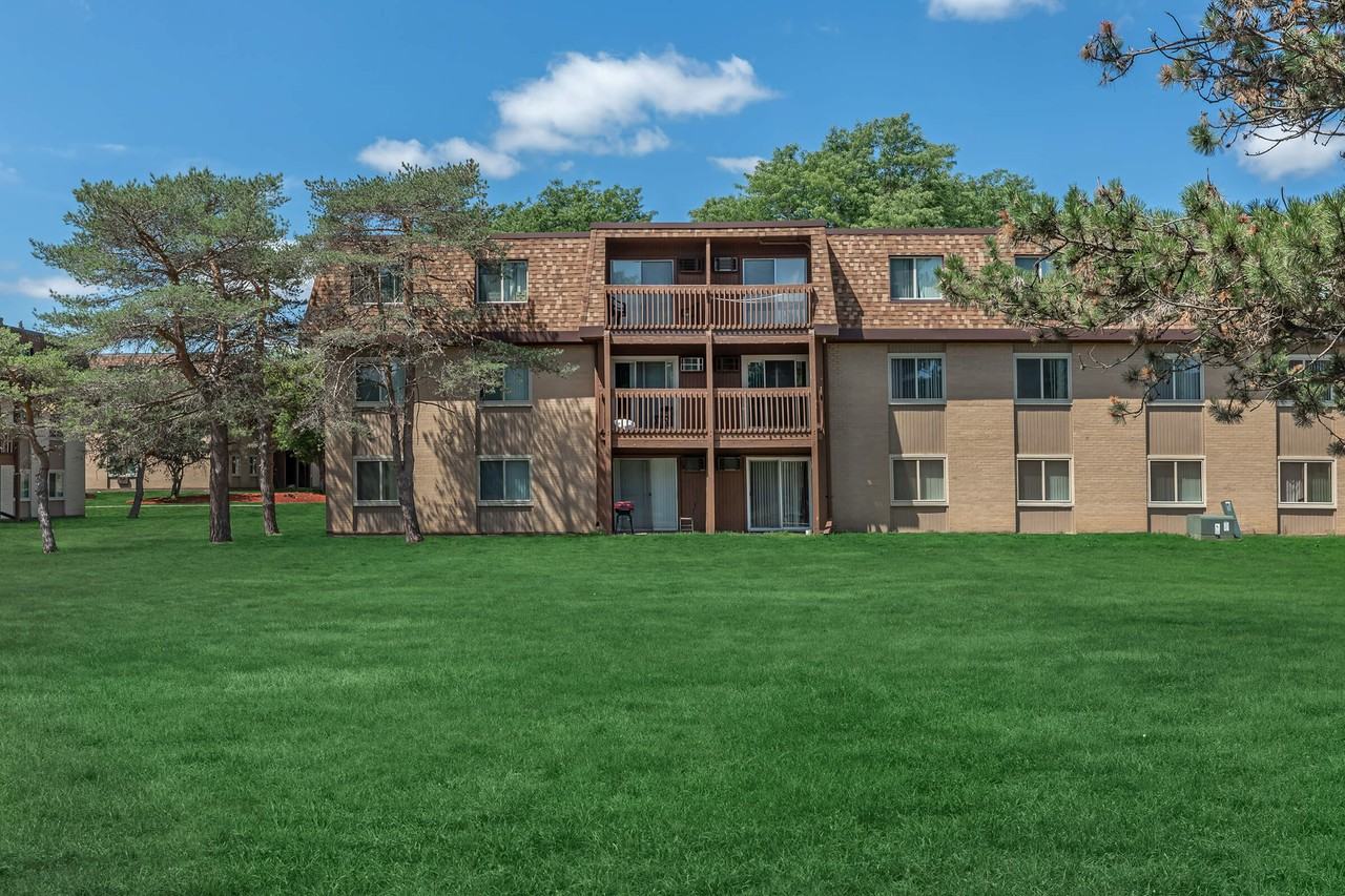 Towne Square Apartments and Townhomes - Photo 7 of 50