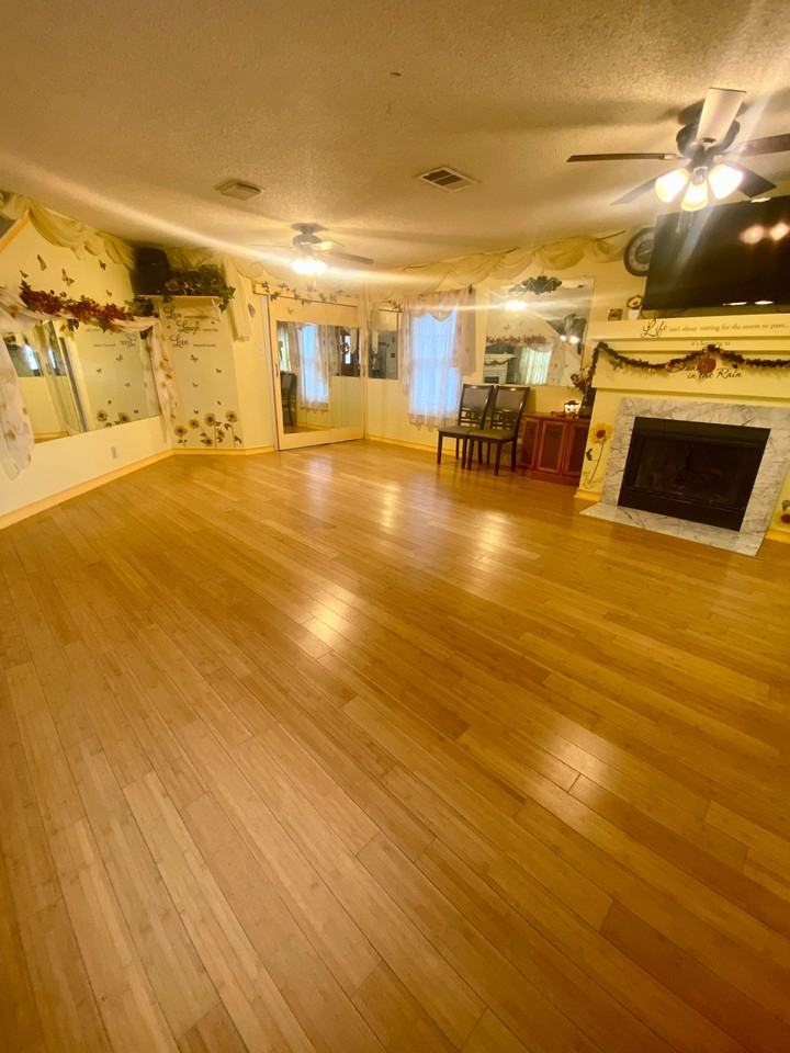 Claridge - Photo 3 of 19