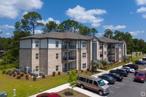 featured image of 901 South Grove Boulevard