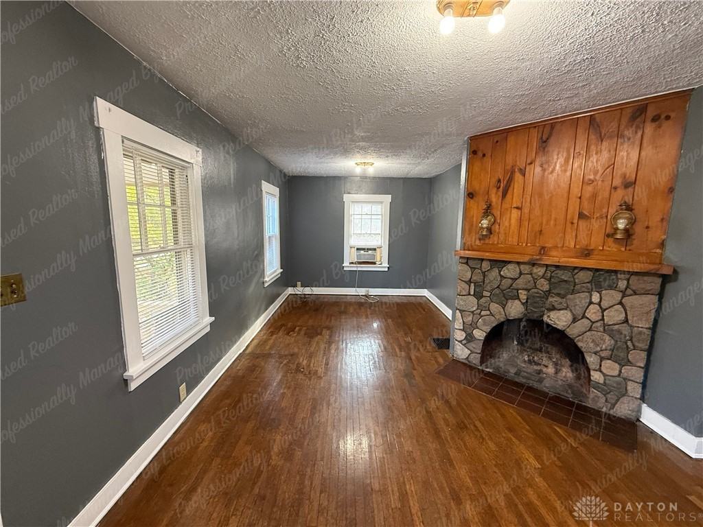 321 Fairfield Pike - Photo 5 of 30