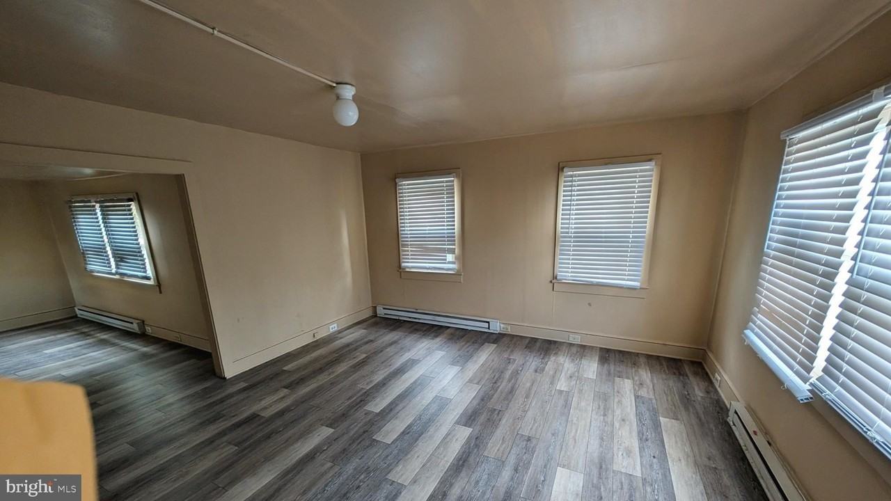 15 E 4th St - Photo 2 of 9