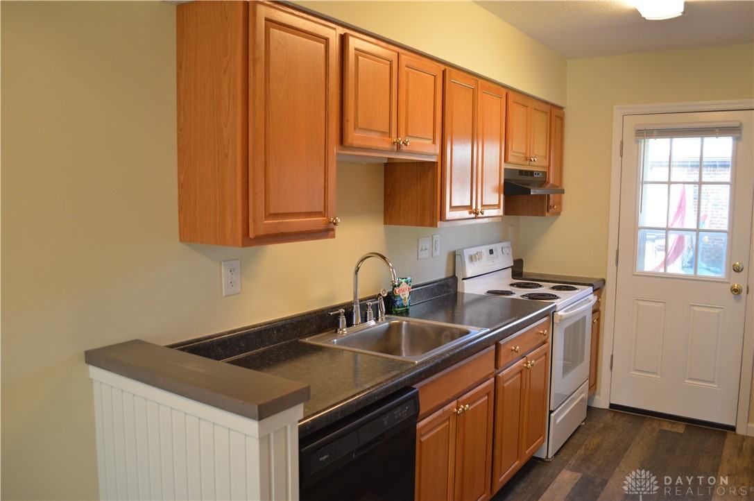 8496 Woodgrove Dr - Photo 6 of 20