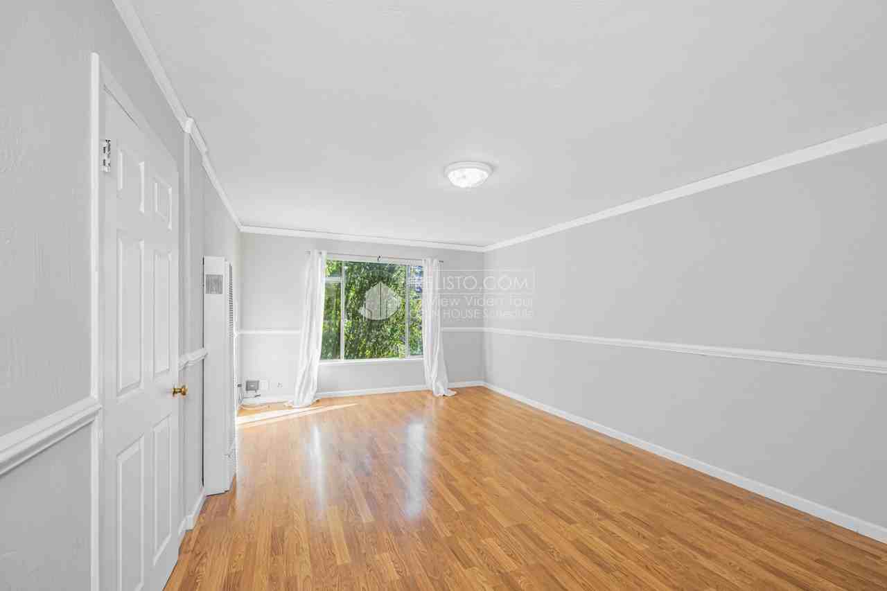 376 Staten Ave #12 - Photo 3 of 17