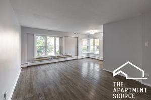 featured image of 7333 N Ridge Blvd #209