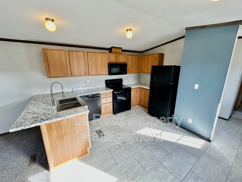 16279 County Road 3594 - Photo 3 of 11