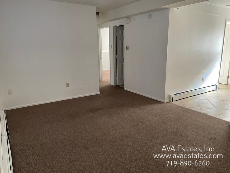 1324 Anita Street - Photo 3 of 11