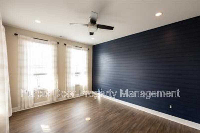 318 Timbercreek Drive - Photo 4 of 14