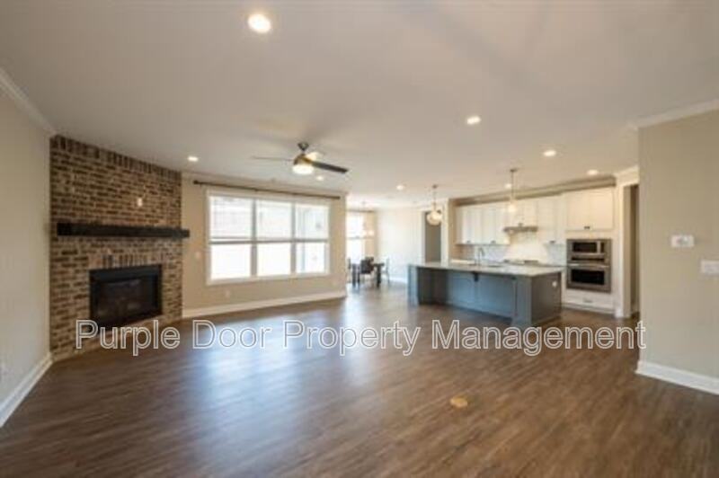 318 Timbercreek Drive - Photo 7 of 14