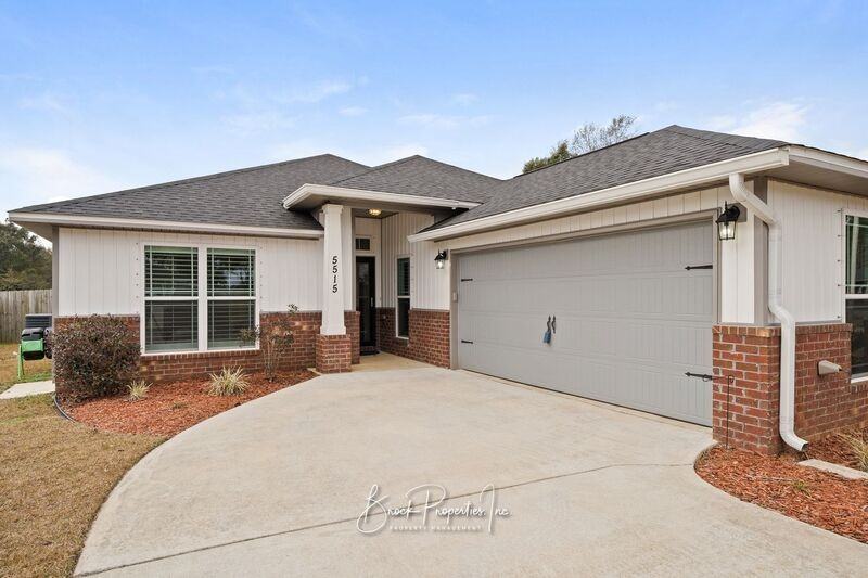 5515 Peach Dr - Photo 2 of 44