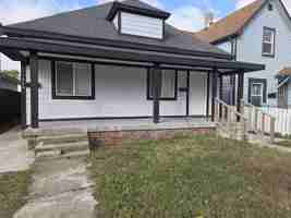 featured image of 1348 S Belmont Ave