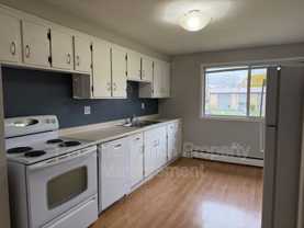 1828 14th St S #4 - Photo 1 of 1