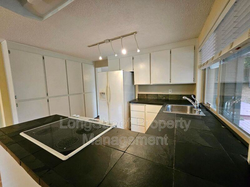 5510 Nw Innisbrook Pl - Photo 3 of 38