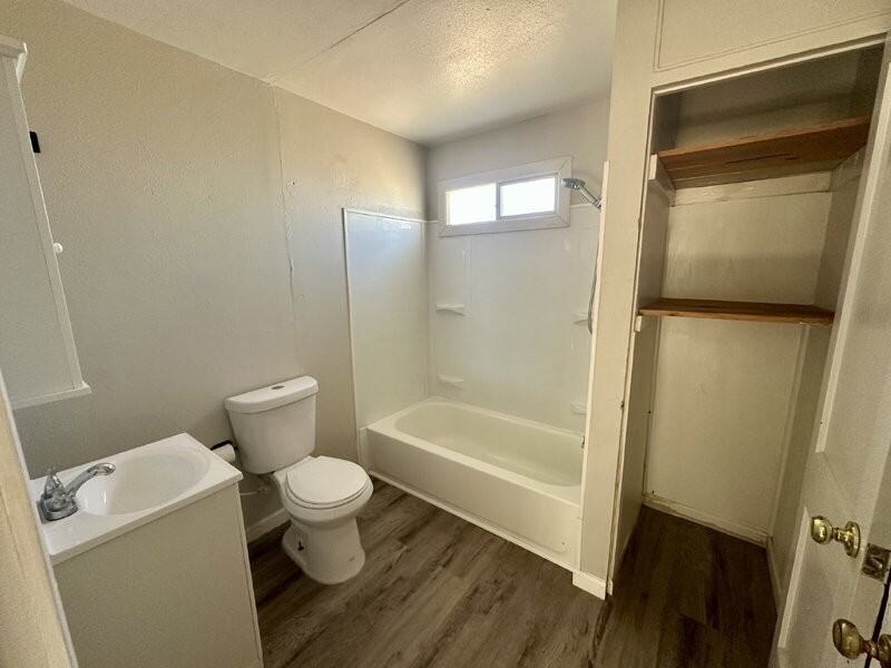 544 N 7th Pl - Photo 7 of 10