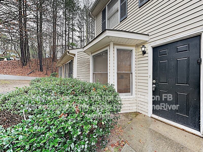 1558 Oakpointe Dr Sw #C - Photo 3 of 20