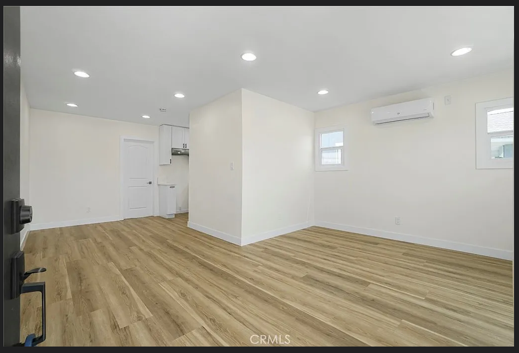 200 North Willow Avenue #200 - Photo 3 of 15