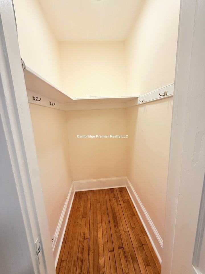 Royce Rd #1 - Photo 7 of 11