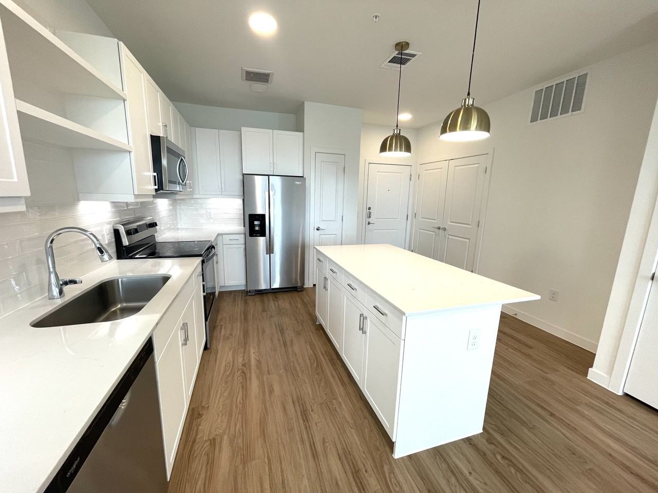 1101 Abbeyglen Castle Drive #7209