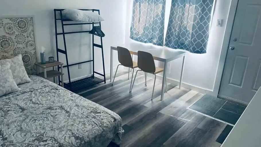 22130 Stony Plain Rd Nw #38A - Photo 2 of 18