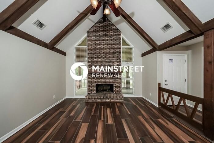 2064 Edenwood Dr - Photo 2 of 16