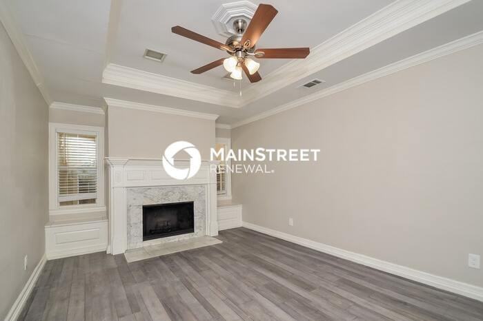 808 22nd Street - Photo 4 of 16