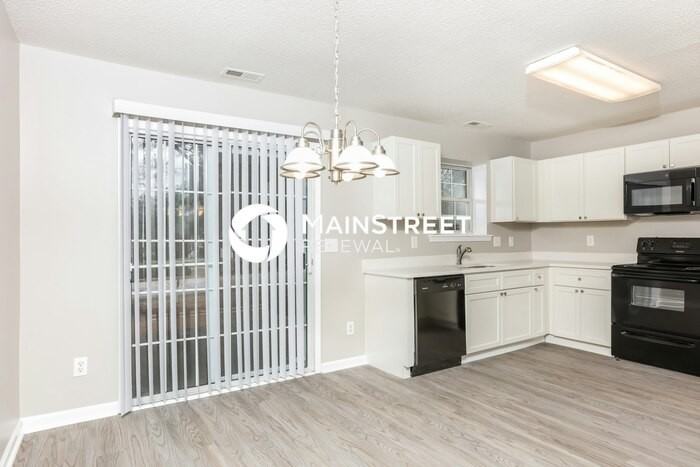 6 Cayman Ct - Photo 7 of 18