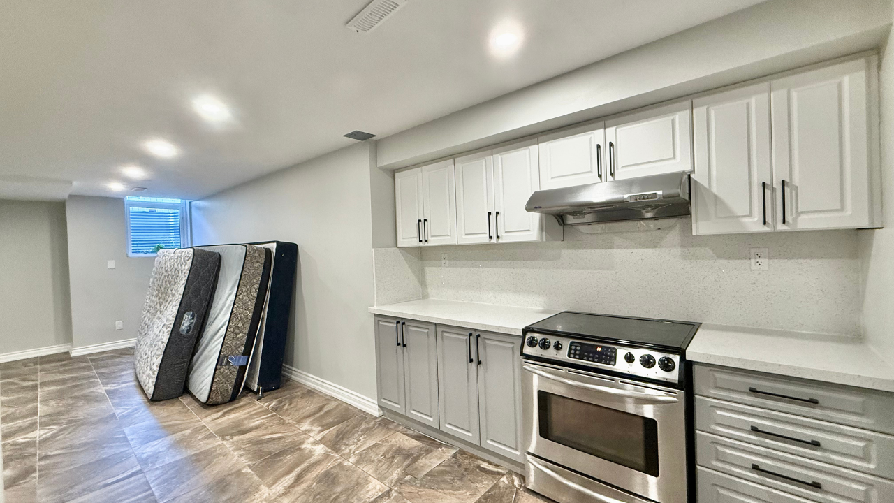 2-515 Gray Ct Dr, Ancaster, Ontario L9G 2R9 - Photo 2 of 13