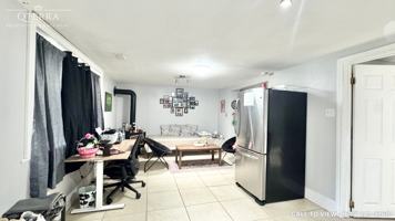 featured image of 560 Gillies St