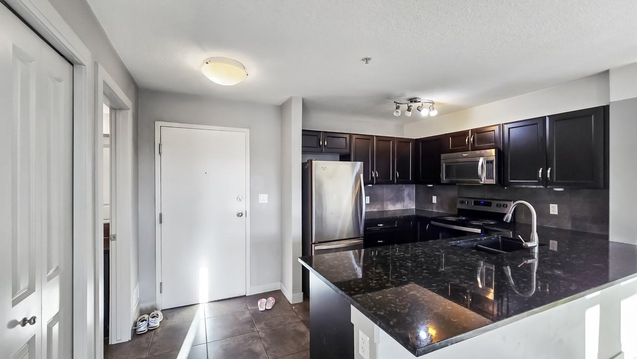 6118 80 Avenue Northeast - Photo 2 of 17