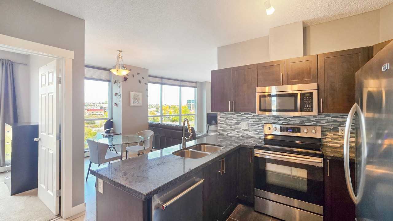 315 3 Street Southeast - Photo 2 of 23